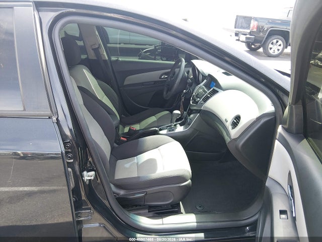 2013 Chevrolet CRUZE LS AUTO 照片 5