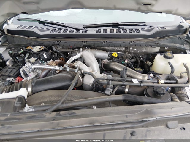 2026 FORD F-450 LARIAT 10