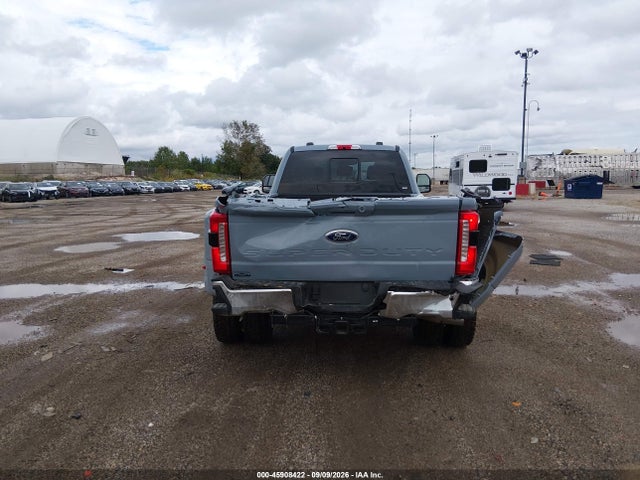 2026 FORD F-450 LARIAT 16