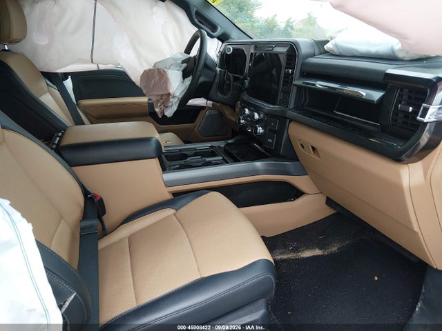2026 FORD F-450 LARIAT 5