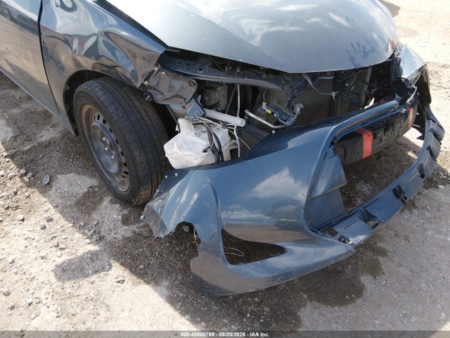 2019 TOYOTA COROLLA LE 18