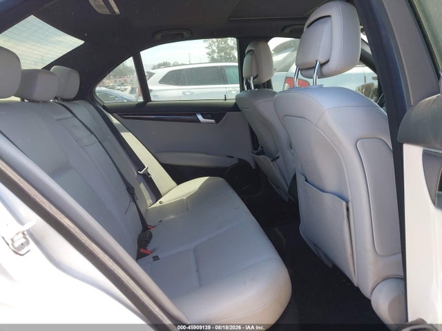 2013 Mercedes-BENZ C 250 SPORT 照片 8