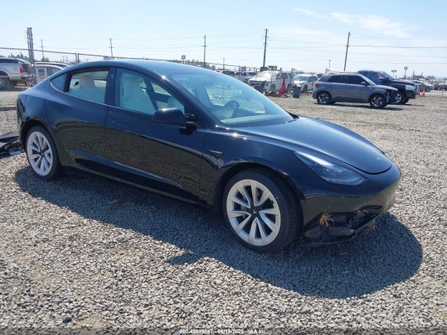 2021 TESLA MODEL 3 STANDARD RANGE PLUS REAR-WHEEL DRIVE