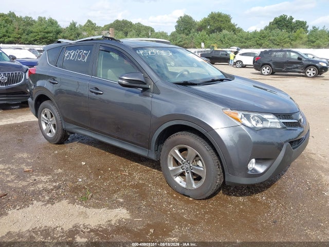 2015 TOYOTA RAV4 XLE