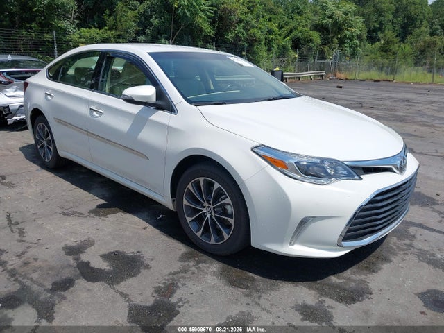 2016 TOYOTA AVALON XLE