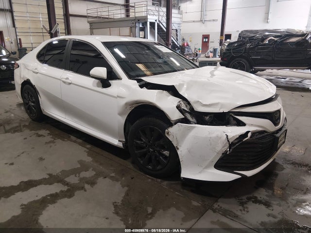 2018 TOYOTA CAMRY LE