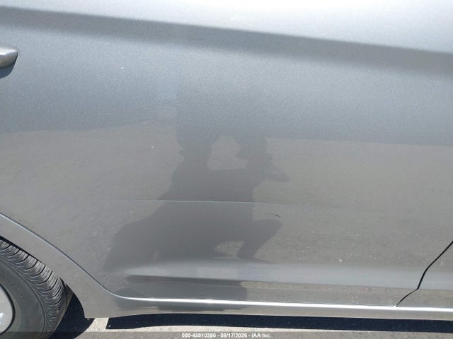 2020 HYUNDAI ELANTRA SE 6