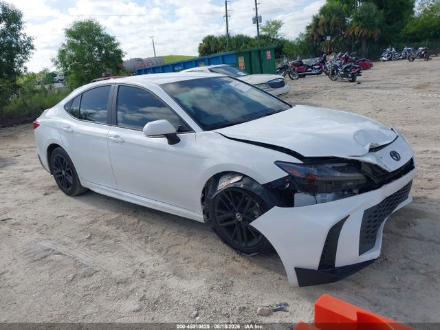 2025 TOYOTA CAMRY SE