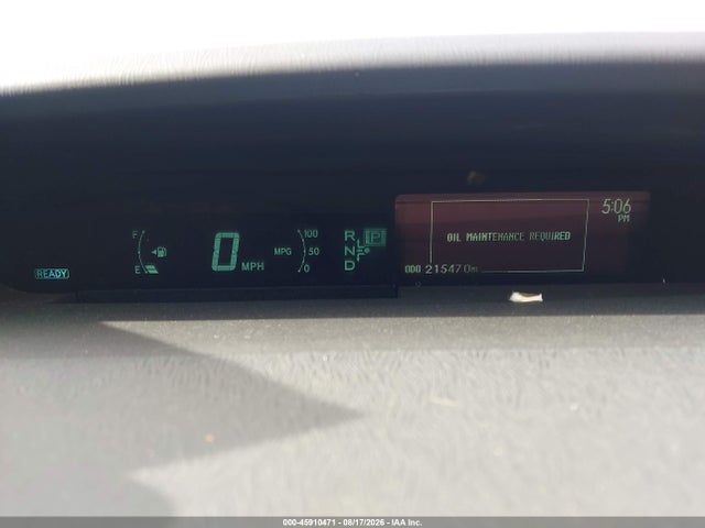 صورة 7 لـ 2011 Toyota PRIUS TWO