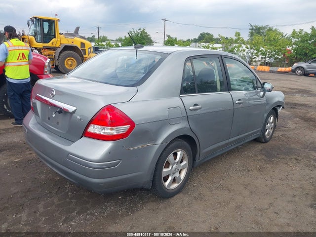 2007 Nissan VERSA 1.8SL 照片 4