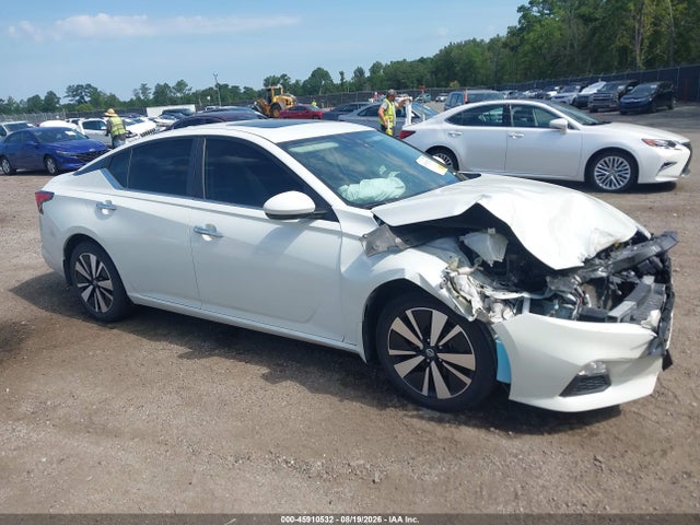 2022 NISSAN ALTIMA SV FWD