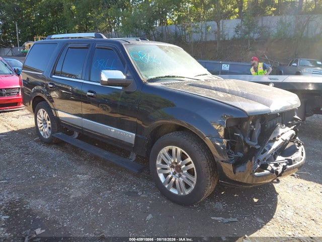 2014 LINCOLN NAVIGATOR 