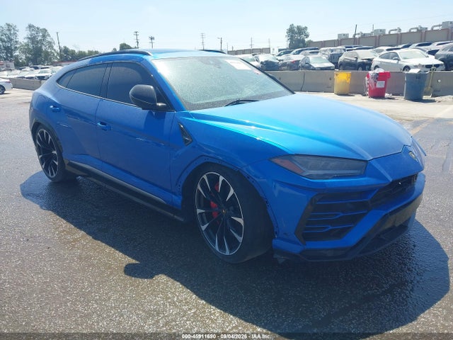 2020 LAMBORGHINI URUS
