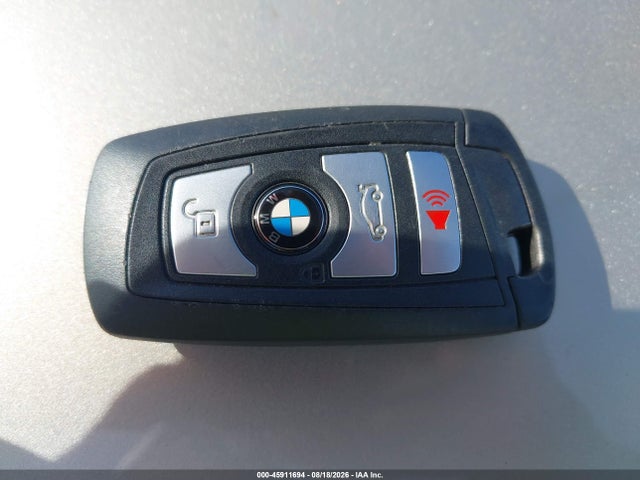 2018 BMW 320I 11