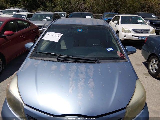 2013 Toyota YARIS LE 照片 6