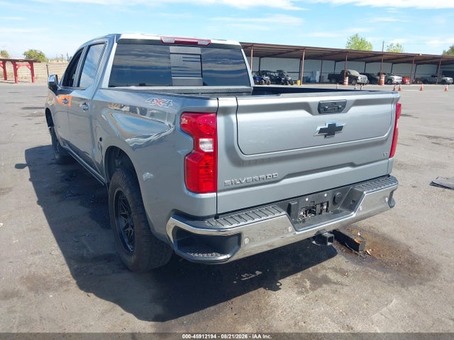 2024 Chevrolet SILVERADO 1500 4WD SHORT BED LT — фото 3