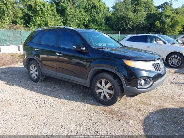 2011 KIA SORENTO LX