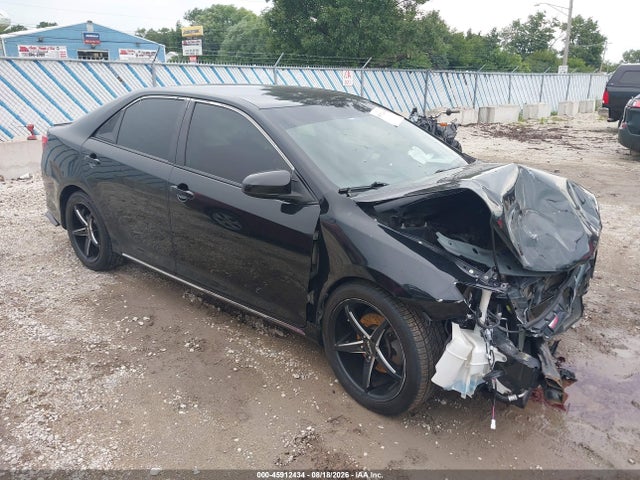 2014 TOYOTA CAMRY LE