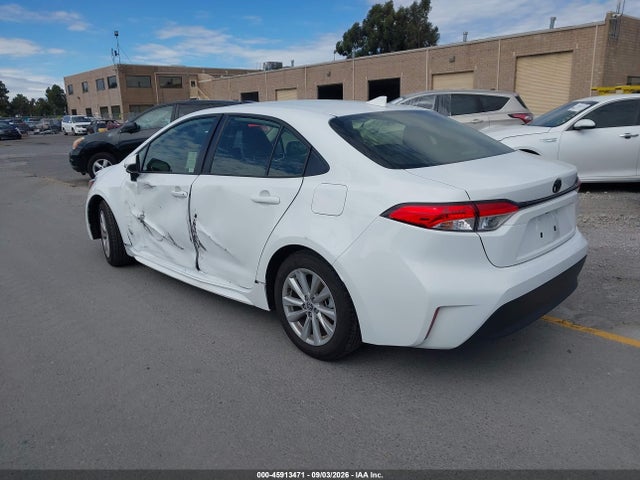 2026 TOYOTA COROLLA LE 3