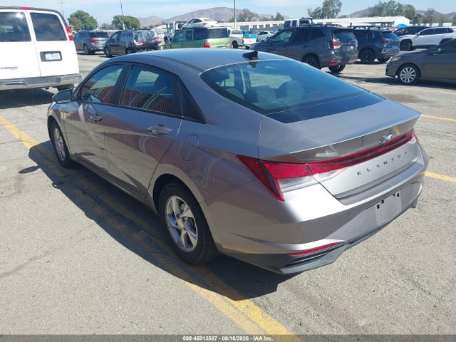 2023 HYUNDAI ELANTRA SE 3