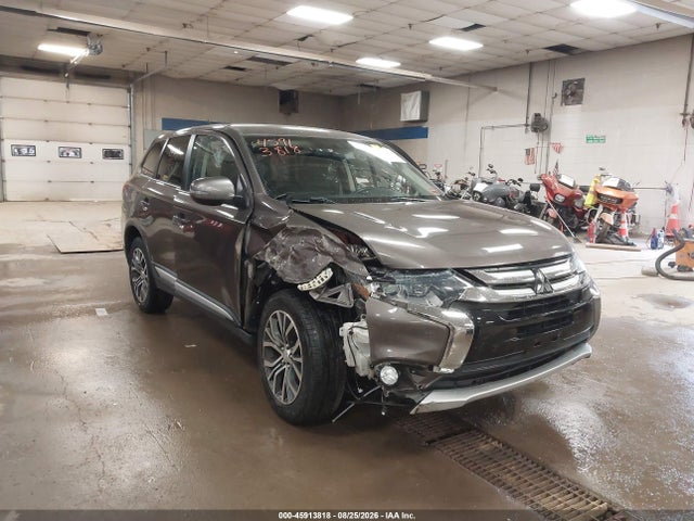 2016 MITSUBISHI OUTLANDER SE