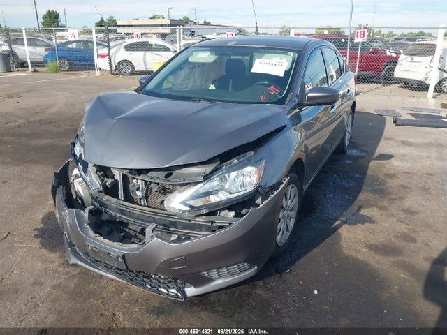 2016 Nissan SENTRA S 照片 2