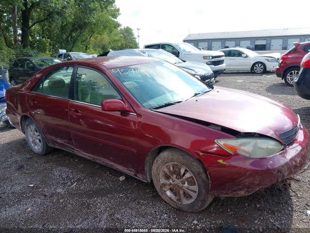 2004 TOYOTA CAMRY LE V6