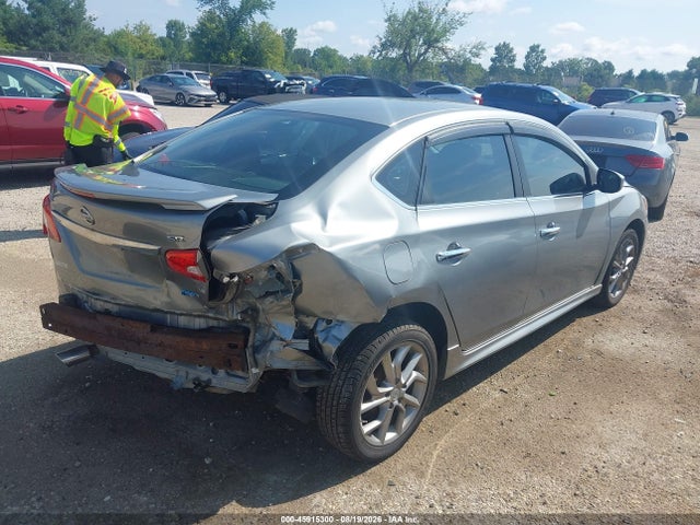 2013 Nissan SENTRA SR 照片 4