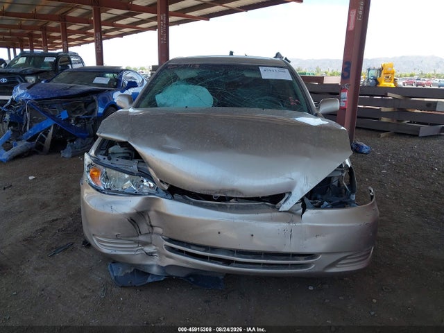 صورة 6 لـ 2002 Toyota CAMRY XLE