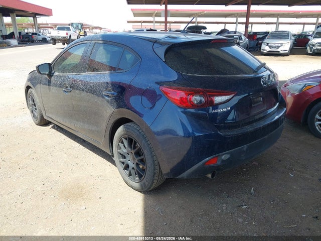 صورة 3 لـ 2016 Mazda MAZDA3 I SPORT