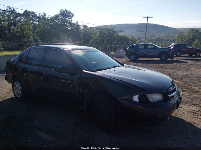 1999 NISSAN ALTIMA 