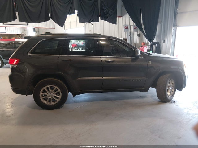2019 JEEP GRAND CHEROKEE LAREDO E 4X4 13
