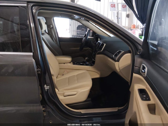 2019 JEEP GRAND CHEROKEE LAREDO E 4X4 5