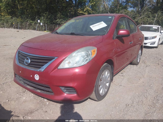 2013 Nissan VERSA 1.6 SV 照片 2