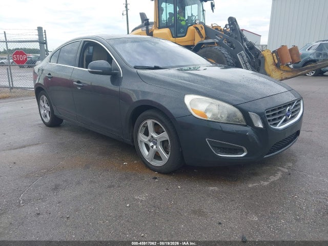 2013 VOLVO S60 T5