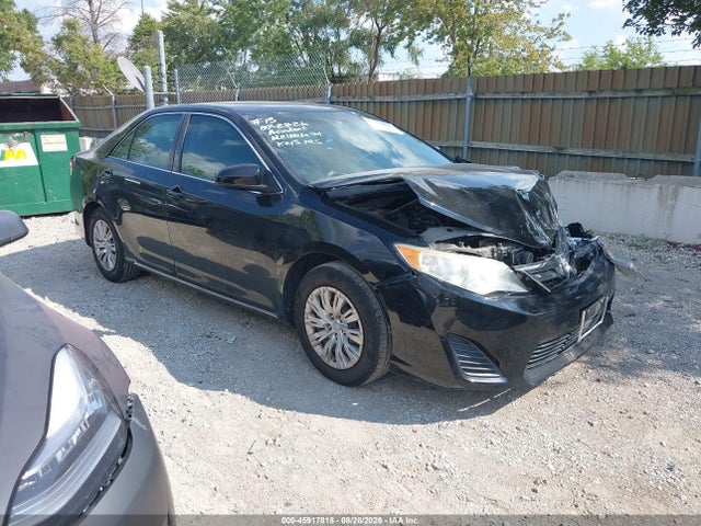 2014 TOYOTA CAMRY LE