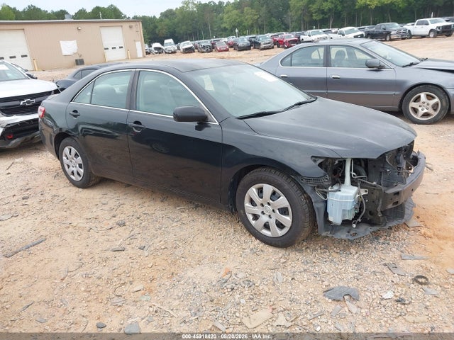 2011 TOYOTA CAMRY LE V6
