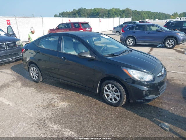2012 HYUNDAI ACCENT GLS