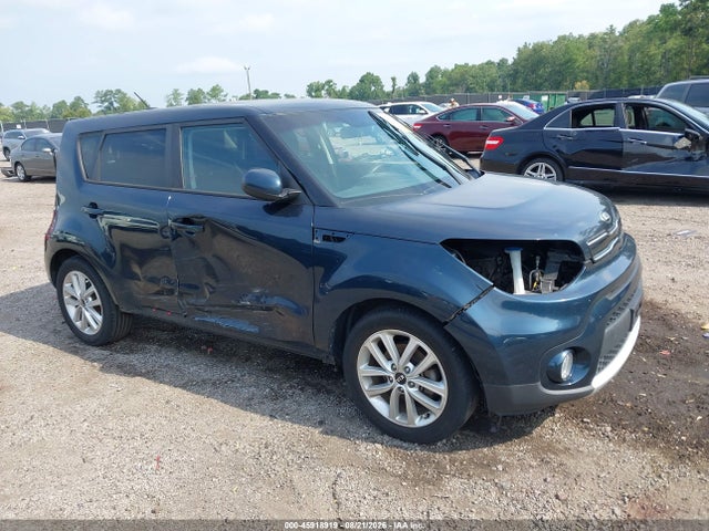 2017 KIA SOUL +