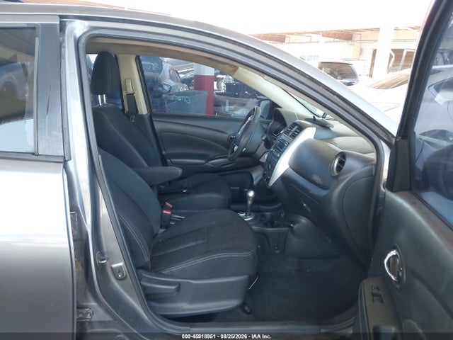 2017 NISSAN VERSA 1.6 SV 5