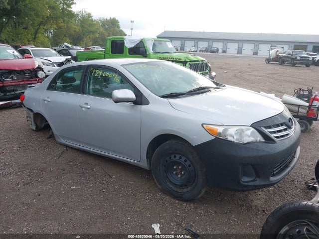 2013 TOYOTA COROLLA LE