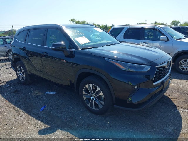 2024 TOYOTA HIGHLANDE XLE