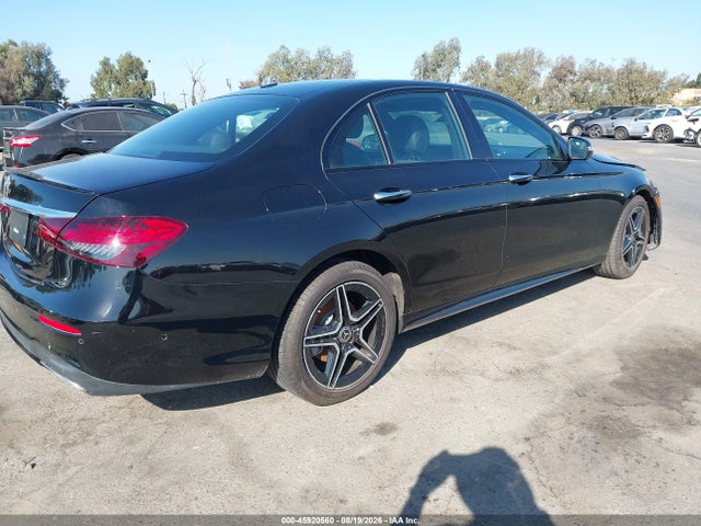 صورة مصغرة 4 لـ 2022 Mercedes-BENZ E 350