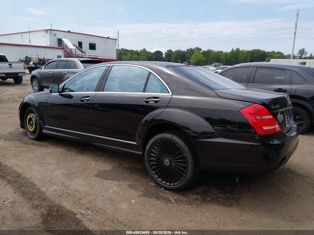 صورة 3 لـ 2013 Mercedes-BENZ S 550
