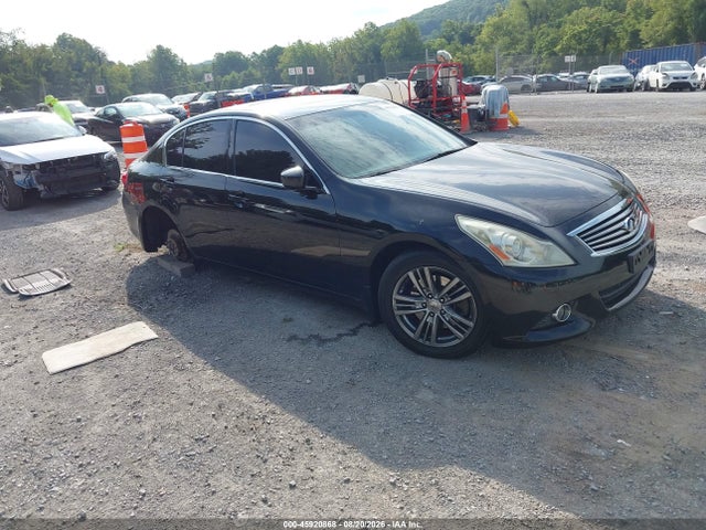 2011 INFINITI G37 