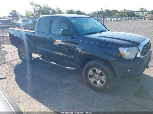 2013 TOYOTA TACOMA 