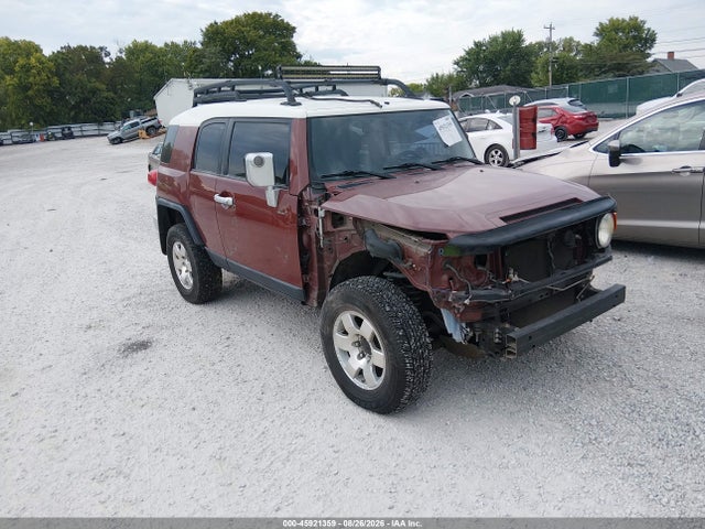 2010 TOYOTA FJ CRUISER 