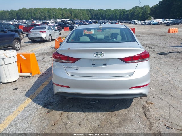 2017 HYUNDAI ELANTRA SE 16