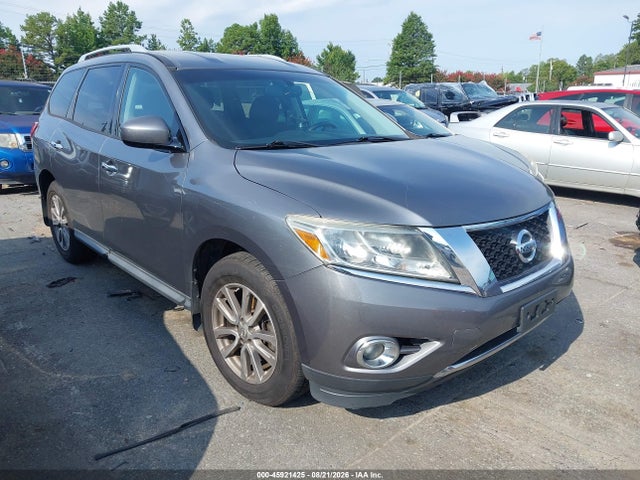 2015 NISSAN PATHFINDE SV