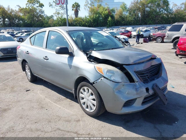 2012 Nissan VERSA 1.6 S — фото 1